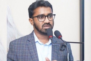 যারা নির্বাচন করবেন, তারা কেন সরকারে: রাশেদ খান