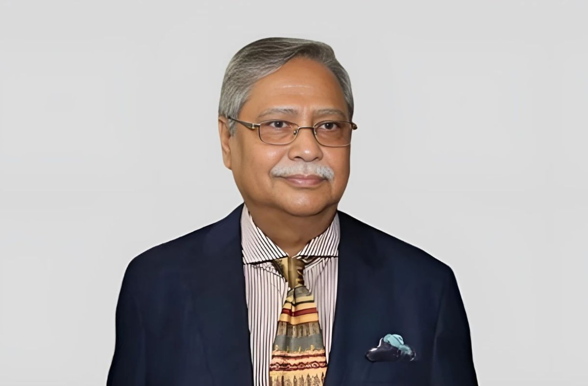 যে কারণে রাষ্ট্রপতির ছবি নামিয়ে ফেলার নির্দেশ দেয়া হলো