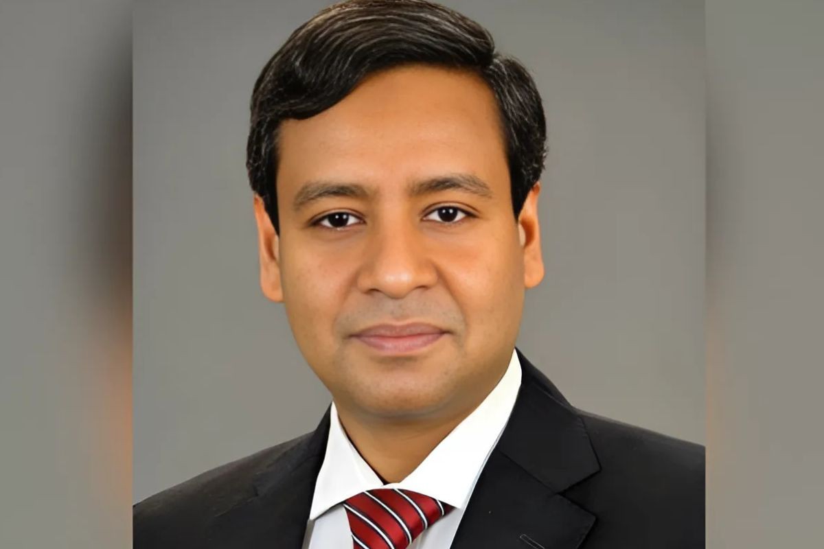 পিটার হাস থেকে নীলার হাঁস!