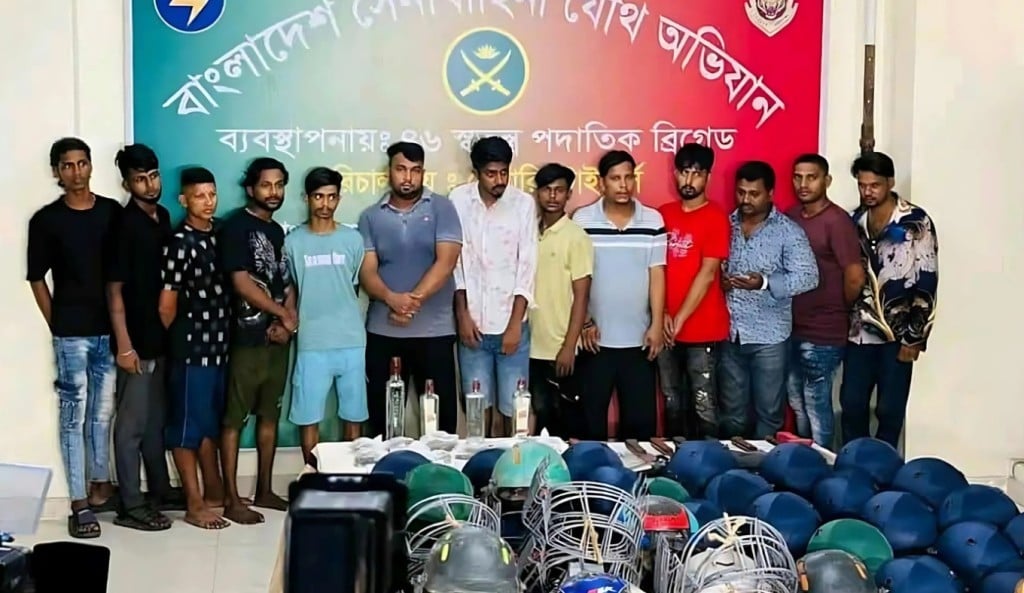 রাজধানীর জেনেভা ক্যাম্পে হত্যাকাণ্ডের ঘটনায় জড়িত চারজনসহ গ্রেপ্তার ১৪ 1754969016 রাজধানীর জেনেভা ক্যাম্পে হত্যাকাণ্ডের ঘটনায় জড়িত চারজনসহ গ্রেপ্তার ১৪