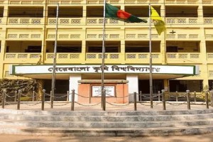 রাজধানীর শেকৃবিতে ৬ শিক্ষক ও ৩ কর্মকর্তার রুমে তালা