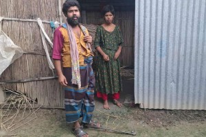 রাজবাড়ীতে ১০ বছর ধরে শিকলবন্দি দুই ভাইবোন