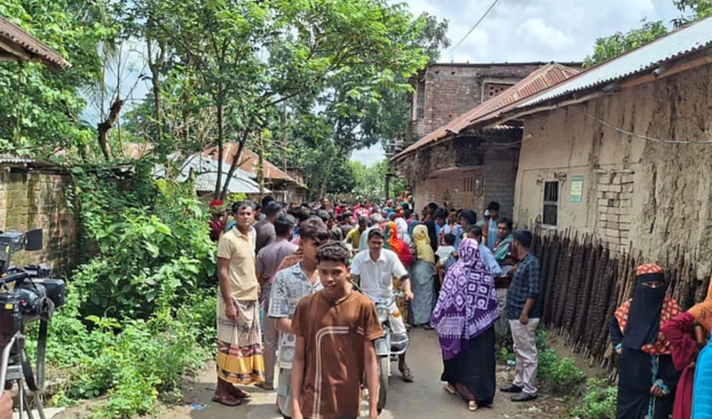 রাজশাহীতে চারজনের লাশ উদ্ধারের ঘটনায় দু্ই মামলা 1755319419 রাজশাহীতে চারজনের লাশ উদ্ধারের ঘটনায় দু্ই মামলা