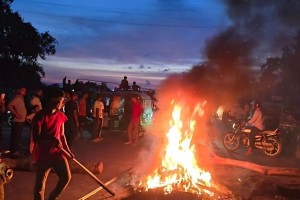 রুমিন ফারহানার অনুসারীদের মহাসড়ক অবরোধ, বিক্ষোভ এনসিপির
