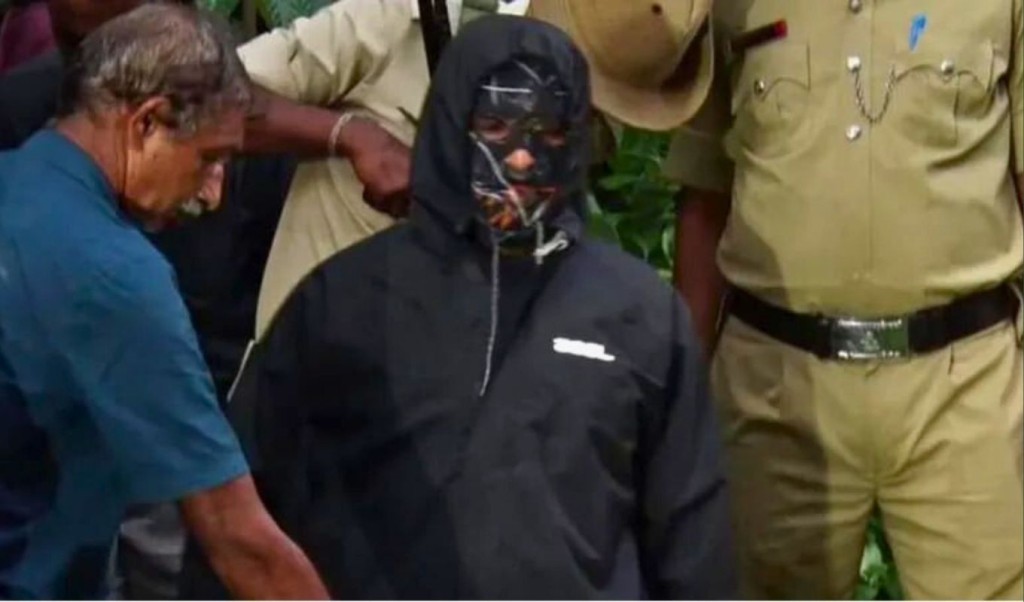 শতাধিক নারীকে ধর্ষণের পর মাটিচাপার অভিযোগ 4 শতাধিক নারীকে ধর্ষণের পর মাটিচাপার অভিযোগ 1755964413 শতাধিক নারীকে ধর্ষণের পর মাটিচাপার অভিযোগ