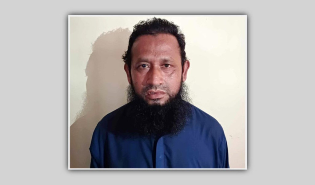 সুনামগঞ্জে শিশু ধর্ষণের অভিযোগে ইমাম গ্রেপ্তার 4 শিশু ধর্ষণের অভিযোগে মসজিদের ইমাম গ্রেপ্তার 1754923371 সুনামগঞ্জে শিশু ধর্ষণের অভিযোগে ইমাম গ্রেপ্তার