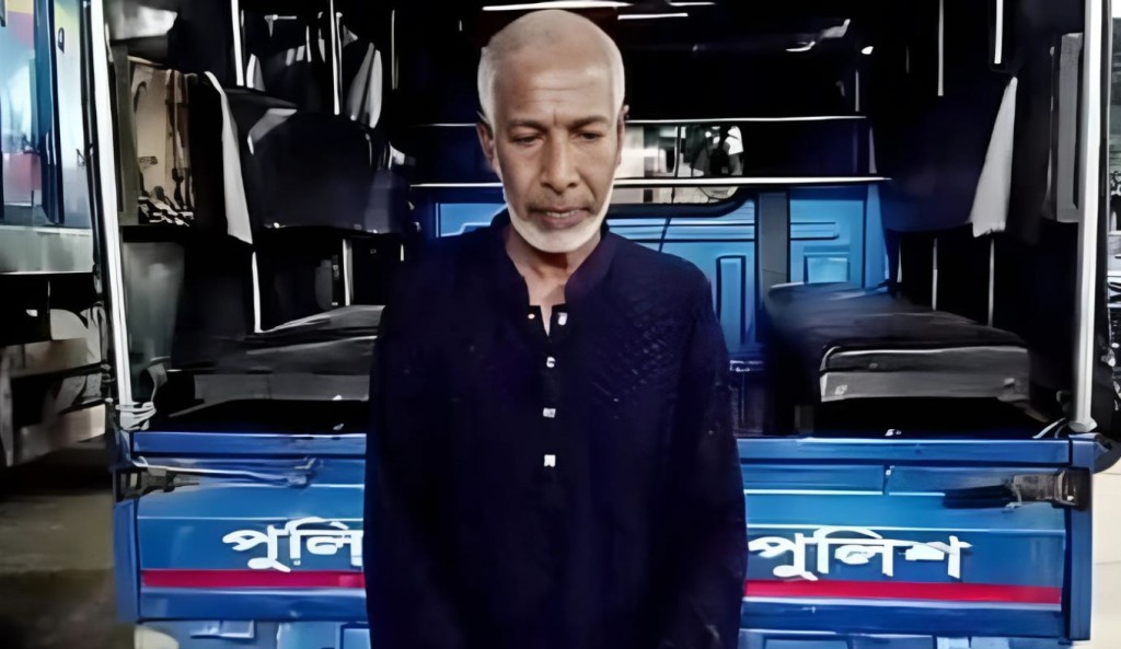 সাভারে শিশুকে ধর্ষণের অভিযোগে বৃদ্ধ আটক 1756265982 সাভারে শিশুকে ধর্ষণের অভিযোগে বৃদ্ধ আটক