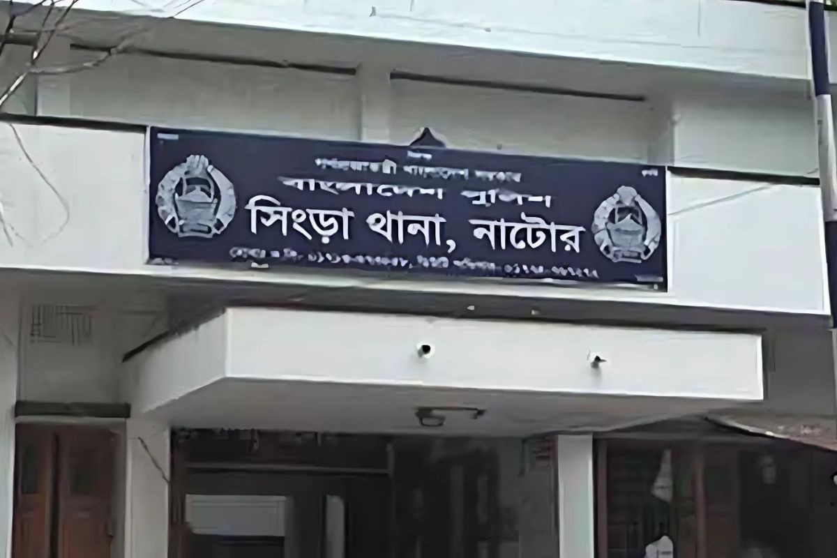 নাটোরে কবুতর চুরির অভিযোগে যুবককে পিটিয়ে হত্যা