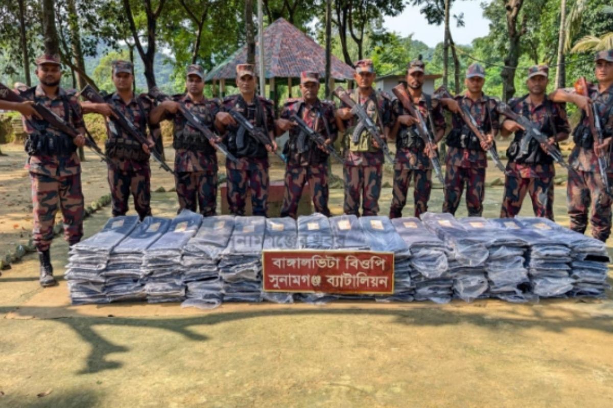 সুনামগঞ্জ সীমান্তে বিপুল প‌রিমাণ ভারতীয় পণ্য জব্দ