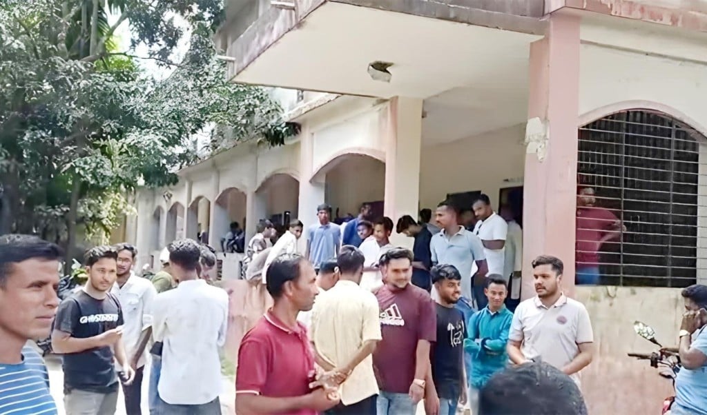 স্কুলে পাঠদান বন্ধ করে দিনভর বিএনপির সদস্য সংগ্রহ কার্যক্রম 1756362691 স্কুলে পাঠদান বন্ধ করে দিনভর বিএনপির সদস্য সংগ্রহ কার্যক্রম