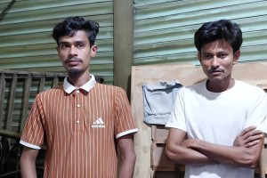 স্বামী-শাশুড়িকে আটকে রেখে গৃহবধূকে ধর্ষণচেষ্টার অভিযোগে গ্রেপ্তার ২