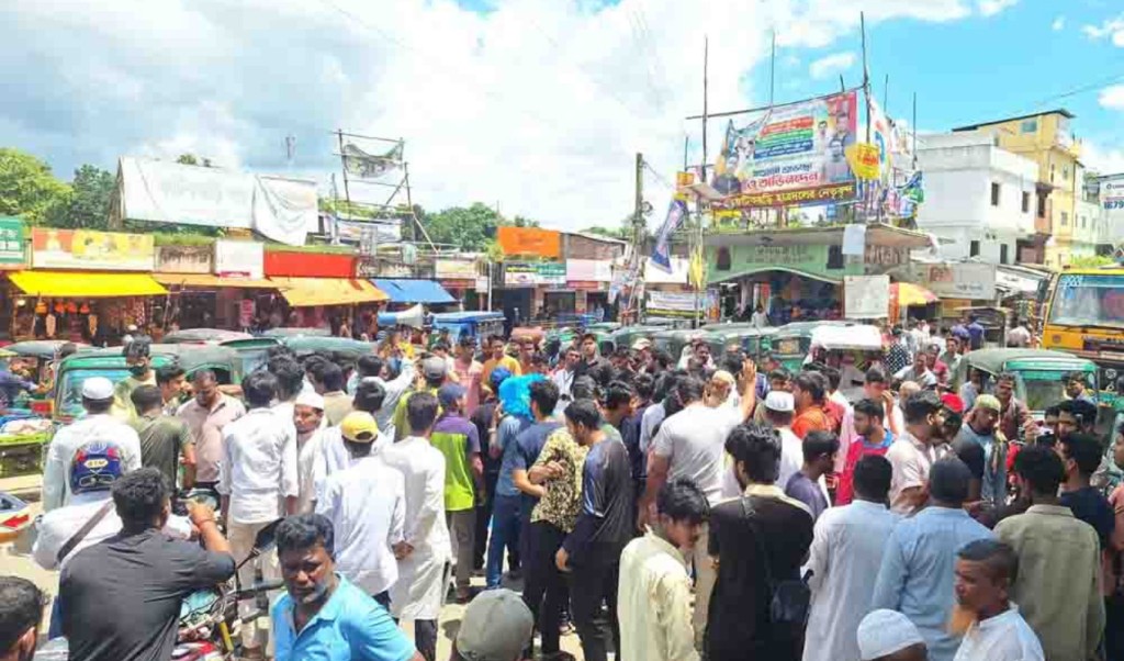 স্বাস্থ্যব্যবস্থা সংস্কারের দাবিতে চট্টগ্রাম-খাগড়াছড়ি সড়ক অবরোধ 3 স্বাস্থ্যব্যবস্থা সংস্কারের দাবিতে চট্টগ্রাম খাগড়াছড়ি সড়ক অবরোধ 1755510009 স্বাস্থ্যব্যবস্থা সংস্কারের দাবিতে চট্টগ্রাম-খাগড়াছড়ি সড়ক অবরোধ