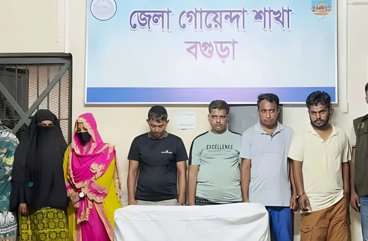হানি ট্র্যাপ চক্রের নারীসহ ৭ সদস্য গ্রেপ্তার