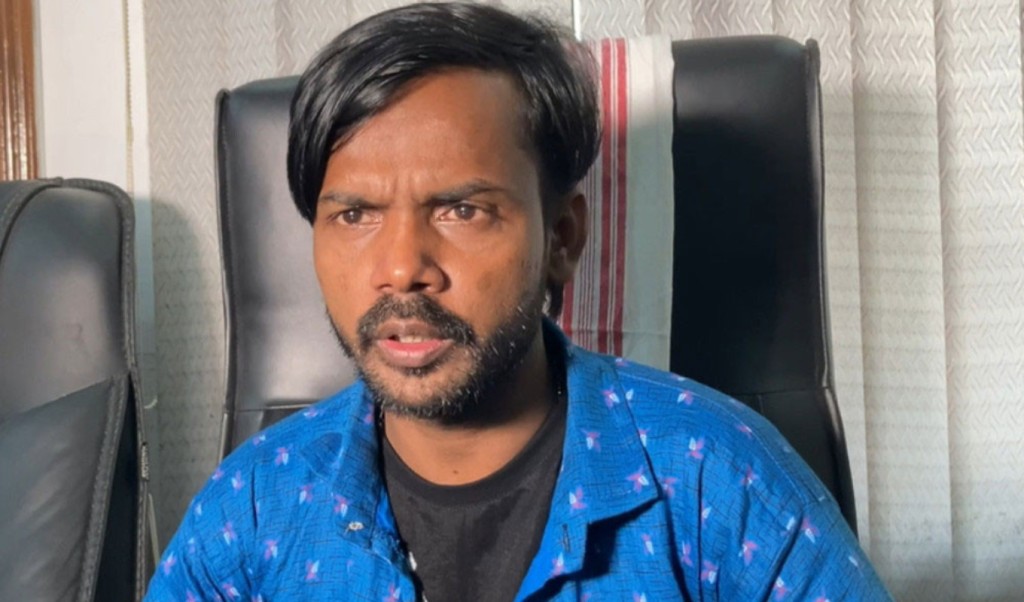 হার্ট অ্যাটাক করেছেন হিরো আলম 3 হার্ট অ্যাটাক করেছেন হিরো আলম 1755087733 হার্ট অ্যাটাক করেছেন হিরো আলম