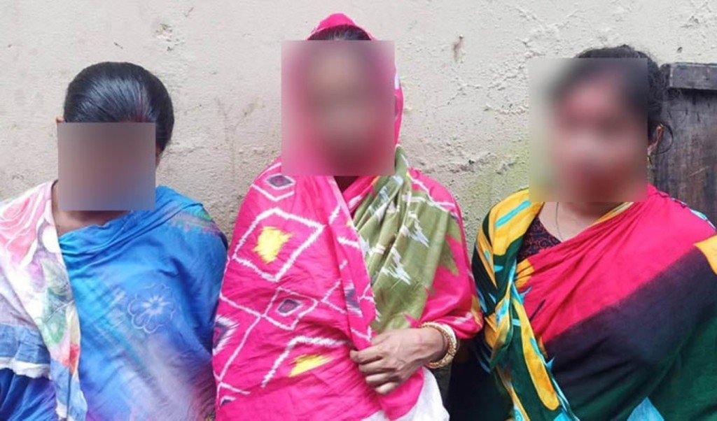 হিন্দু সেজে কীর্তনে এসে স্বর্ণের চেইন ছিনতাই, অতপর... 3 হিন্দু সেজে কীর্তনে এসে স্বর্ণের চেইন ছিনতাই অতপর 1756033755 হিন্দু সেজে কীর্তনে এসে স্বর্ণের চেইন ছিনতাই, অতপর...