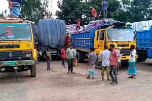 হিলি বন্দর দিয়ে ভারতীয় চাল আমদানি, কমছে দাম