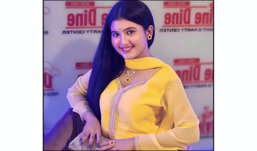 হোটেল থেকে পুরুষসহ টিকটকার মাহিয়া মাহি আটক 1756368413 হোটেল থেকে পুরুষসহ মাহিয়া মাহি আটক