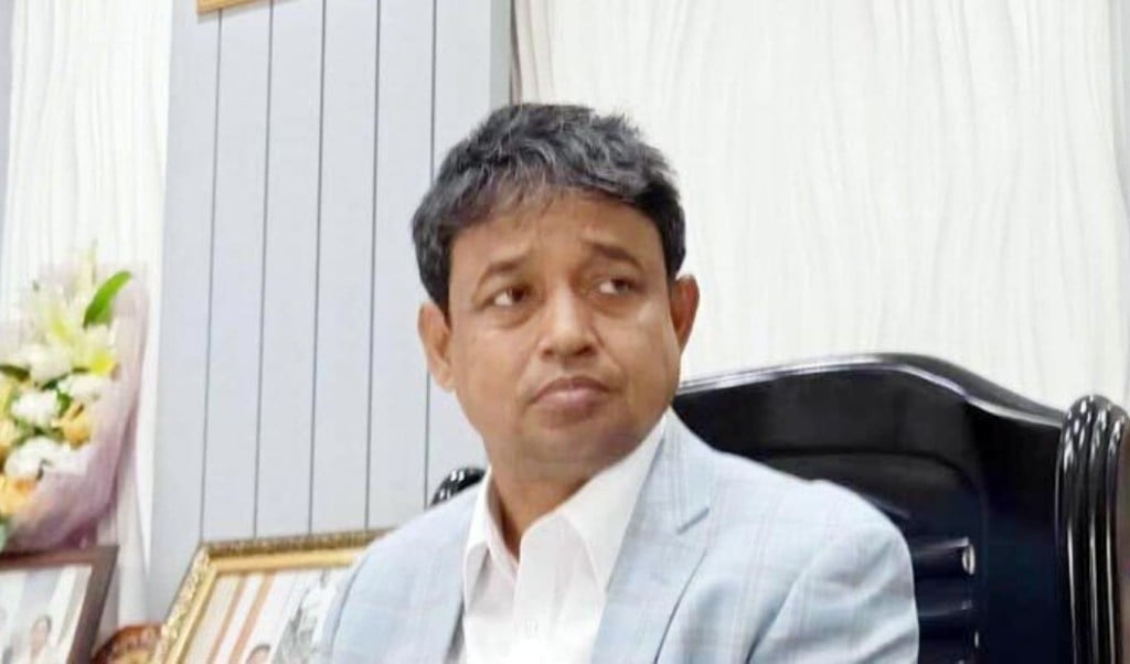 ১৮ পুলিশ কর্মকর্তা সাময়িক বরখাস্ত 1755498482 সাবেক ডিবিপ্রধান হারুনসহ ১৮ পুলিশ কর্মকর্তা সাময়িক বরখাস্ত