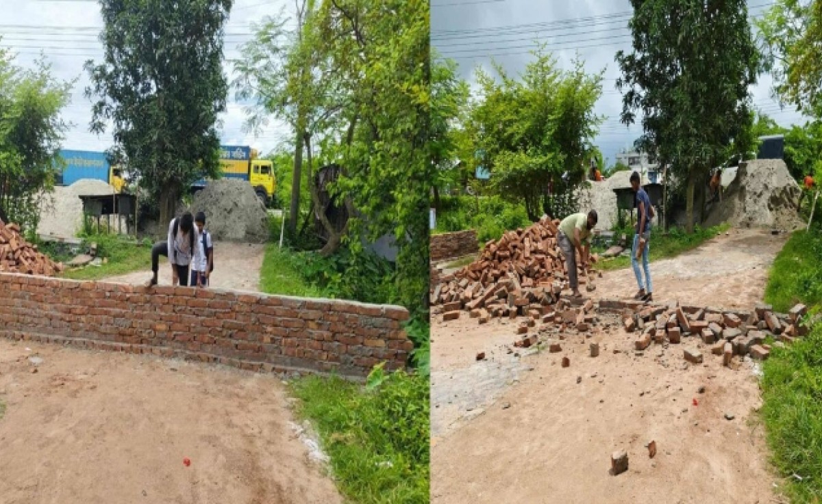 ২৫ পরিবারের সড়কে প্রভাবশালীর দেয়াল, গুঁড়িয়ে দিল প্রশাসন