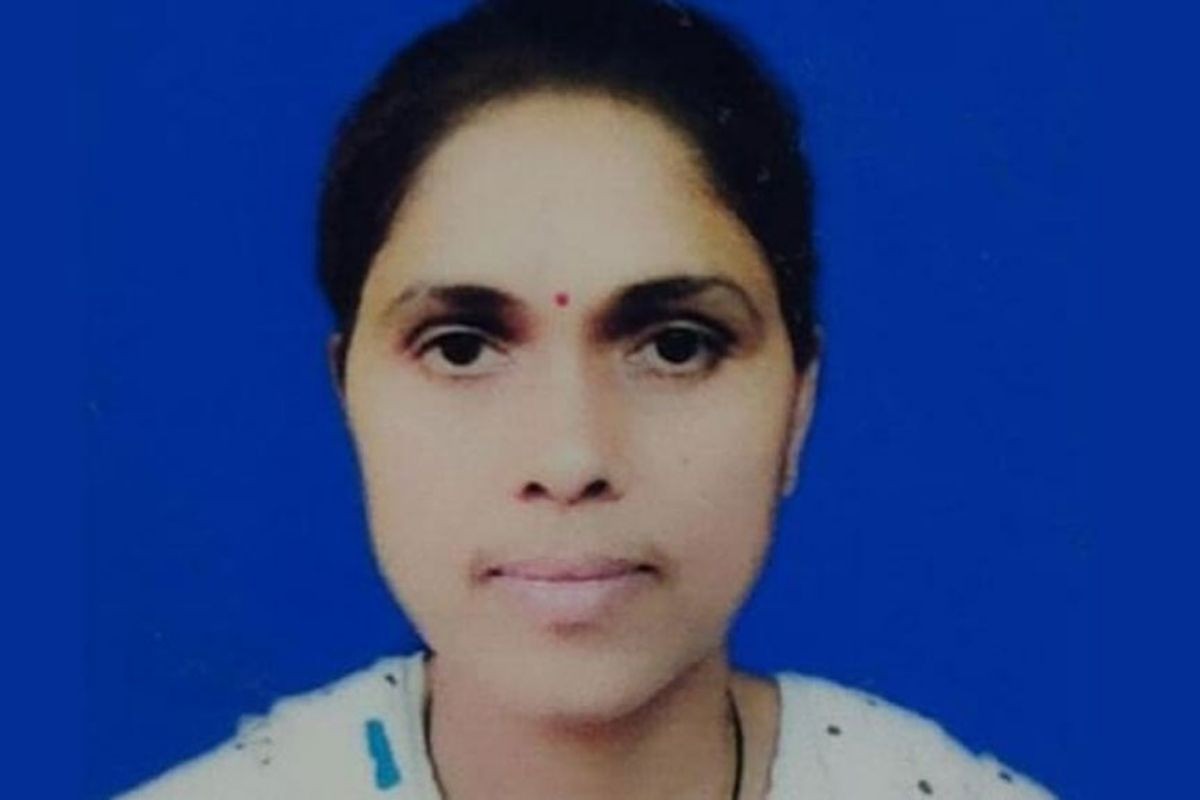 ‘খাবার আনতে দেরি কেন’, বাগ্‌বিতণ্ডার জেরে নারীকে কোপালেন ডেলিভারি বয়