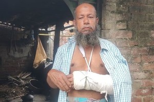 ‘তালাক’ দিয়ে একই নারীকে বিয়ে, ‘সমাজচ্যুত’ হয়ে নালিশ দেওয়ায় ভাঙা হলো হাত