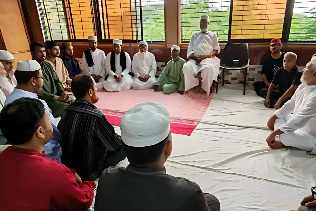 টাঙ্গাইলে কাদের সিদ্দিকীর বাড়িতে বঙ্গবন্ধুর মৃত্যুবার্ষিকী পালন