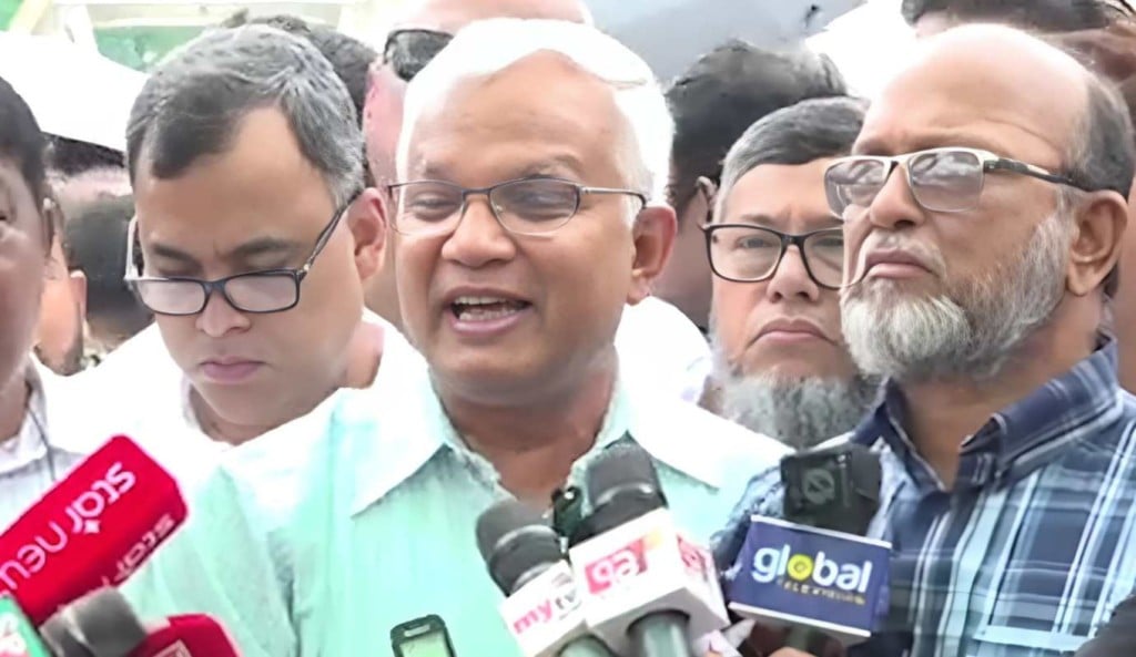 ‘ধমক দিয়ে নির্বাচনের অভিযাত্রা দাবিয়ে রাখা যাবে না 1755067050 ‘ধমক দিয়ে নির্বাচনের অভিযাত্রা দাবিয়ে রাখা যাবে না’