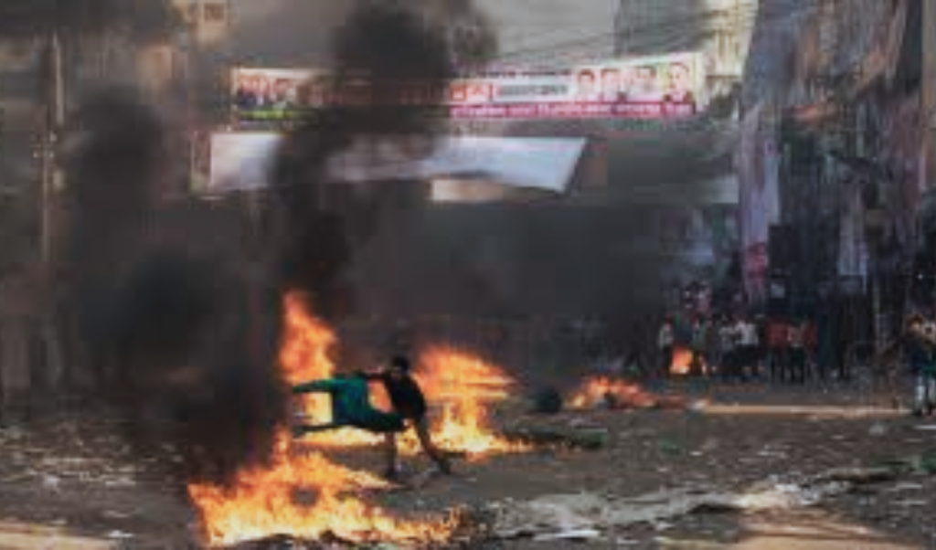 জাতীয় নির্বাচন ঘিরে নিরাপত্তা শঙ্কা, অস্ত্র উদ্ধারে জোর দিচ্ছে সরকার 3 Add a subheading 28 1757615574 জাতীয় নির্বাচন ঘিরে নিরাপত্তা শঙ্কা, অস্ত্র উদ্ধারে জোর দিচ্ছে সরকার