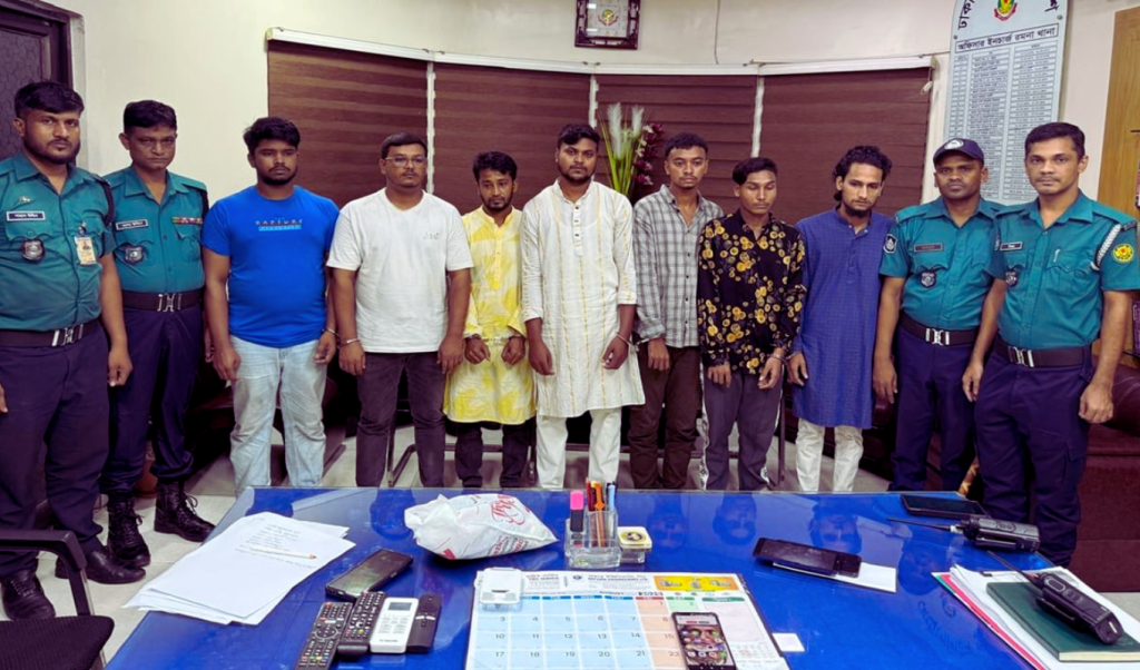 রাজধানীতে নিষিদ্ধ আওয়ামী লীগের ঝটিকা মিছিল পণ্ড, ১৮ জন গ্রেপ্তার 4 Add a subheading 38 1757711731 রাজধানীতে নিষিদ্ধ আওয়ামী লীগের ঝটিকা মিছিল পণ্ড, ১৮ জন গ্রেপ্তার