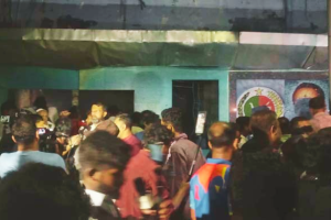 কাকরাইলে জাতীয় পার্টি কার্যালয়ে ভাঙচুর-অগ্নিসংযোগ, গুলিবিদ্ধ ২