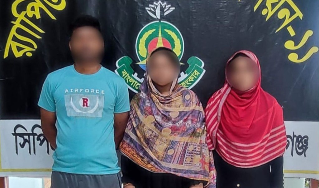ডিভোর্সের পরও জোর করে রাতযাপন, বর্তমান স্বামীকে নিয়ে প্রাক্তন স্বামীকে হত্যা 3 N Thumbnails 1758025147 ডিভোর্সের পরও জোর করে রাতযাপন, বর্তমান স্বামীকে নিয়ে প্রাক্তন স্বামীকে হত্যা