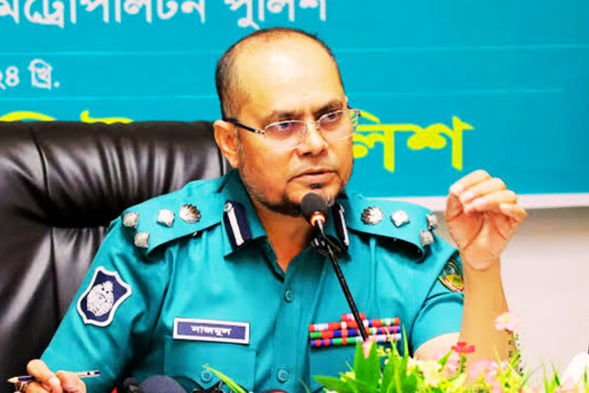 রাস্তা বন্ধ করে যাতায়াতের ঘটনায় জিএমপি কমিশনার নাজমুল করিম প্রত্যাহার