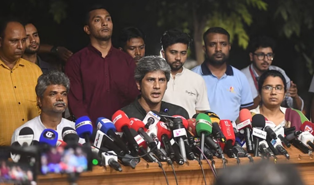 আইনশৃঙ্খলার অবনতি নির্বাচনী পরিবেশ নিয়ে অনিশ্চয়তা তৈরি করছে: জোনায়েদ সাকি 3 আইনশৃঙ্খলার অবনতি নির্বাচনী পরিবেশ নিয়ে অনিশ্চয়তা তৈরি করছে 1756823303 আইনশৃঙ্খলার অবনতি নির্বাচনী পরিবেশ নিয়ে অনিশ্চয়তা তৈরি করছে: জোনায়েদ সাকি