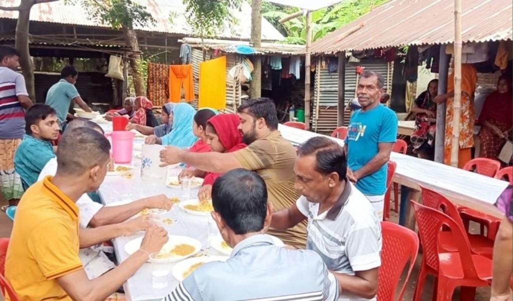 ঋণের দায় ও খাবারের অভাবে চার মৃত্যু, চল্লিশা হলো ধার করে 3 ঋণের দায় ও খাবারের অভাবে চার মৃত্যু চল্লিশা হলো ধার করে 1757778638 ঋণের দায় ও খাবারের অভাবে চার মৃত্যু, চল্লিশা হলো ধার করে