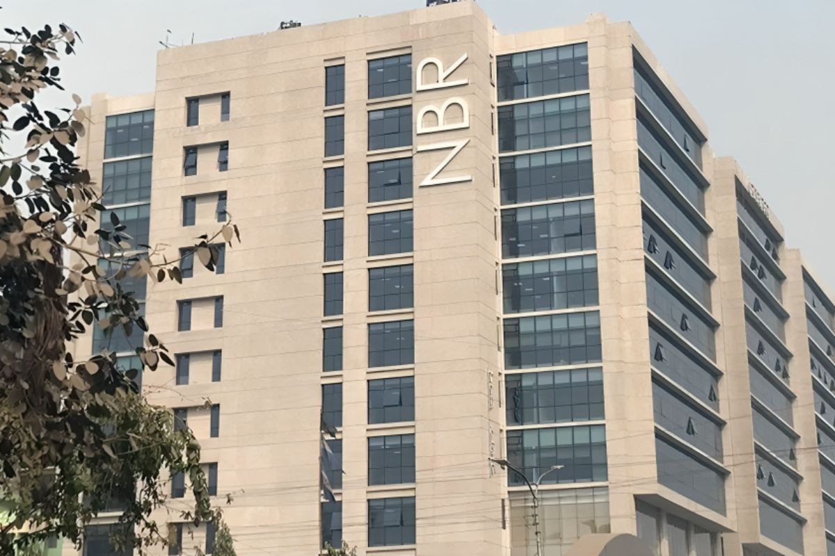 আবাসন প্রকল্পে বিশেষ কর সুবিধা চায় প্রশাসন ক্যাডার সমিতি