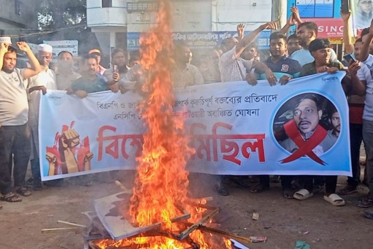 এনসিপির নাসীরুদ্দীন পাটওয়ারী নিজ এলাকায় অবাঞ্ছিত