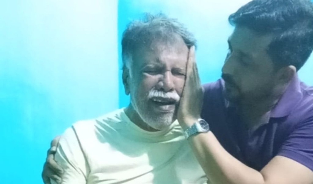 কথা বলতে পারেন না অভিনেতা ফকিরা, ঘরবন্দি জীবন জেনেভা ক্যাম্পে 4 কথা বলতে পারেন না অভিনেতা ফকিরা ঘরবন্দি জীবন জেনেভা ক্যাম্পে 1759064215 কথা বলতে পারেন না অভিনেতা ফকিরা, ঘরবন্দি জীবন জেনেভা ক্যাম্পে