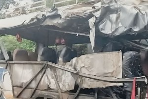 কনেসহ বিয়ের বাস নদীতে পড়ে ১৯ জনের প্রাণহানি