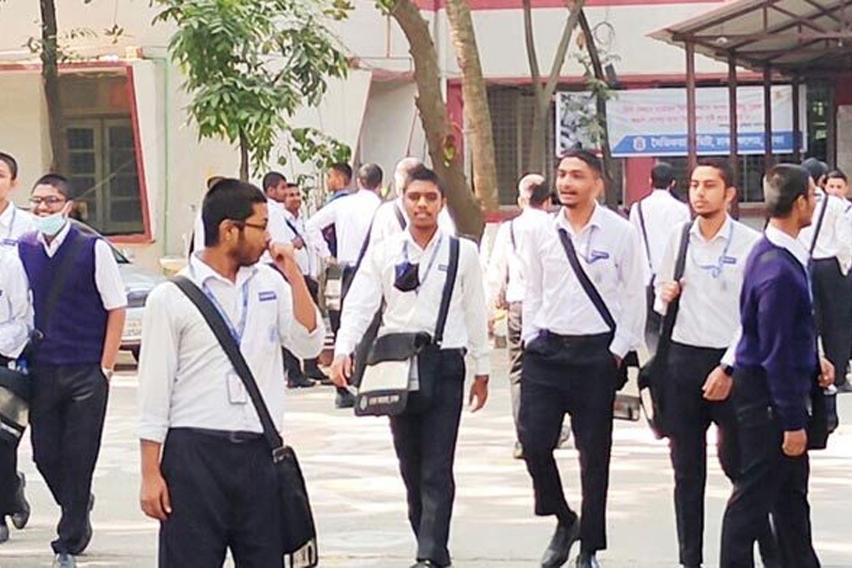 কলেজে ভর্তি শুরু, সর্বোচ্চ ফি ৮৫০০ টাকা