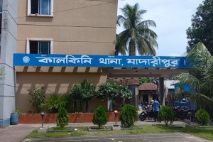 কালকিনিতে প্রবাসীর স্ত্রী হত্যা: ছয় দিনেও রহস্য উদঘাটন হয়নি