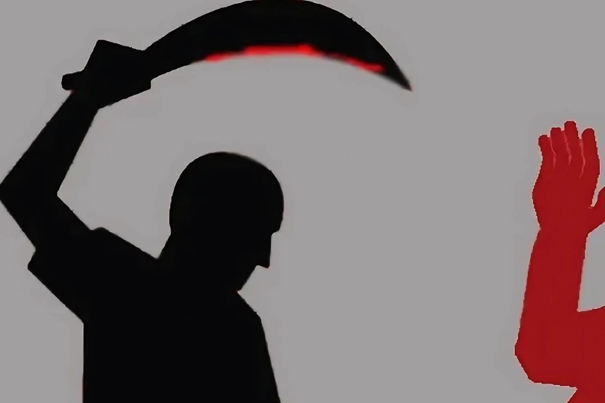 কেরানীগঞ্জে দিনদুপুরে যুবককে কুপিয়ে হত্যা