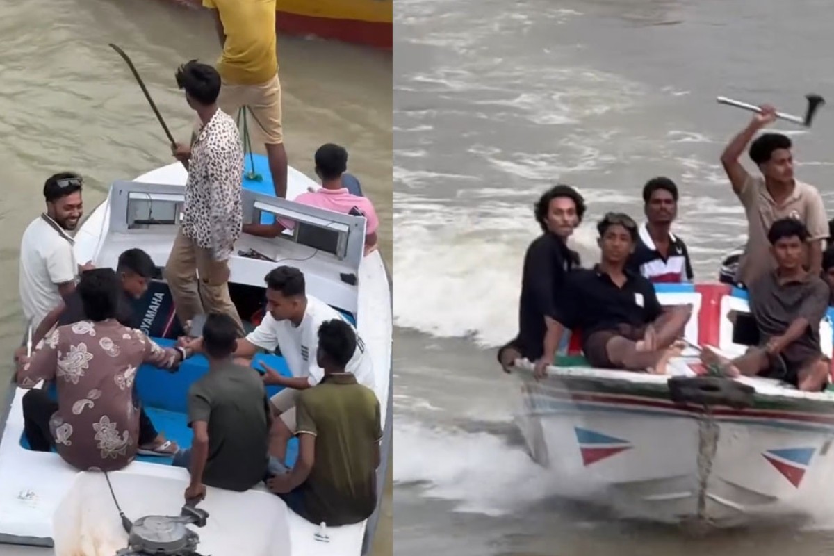 কুমার নদে স্পিডবোটে কিশোর-তরুণদের দেশীয় অস্ত্রের মহড়া