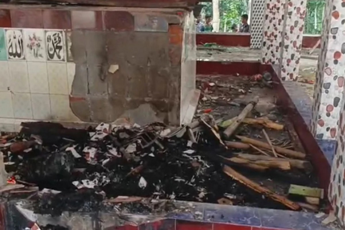 কুমিল্লায় চার মাজারে হামলা: গ্রেপ্তার হয়নি কোনো উসকানিদাতা