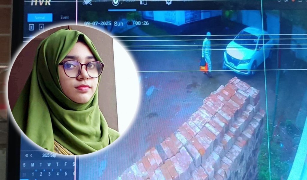 কুমিল্লায় মা-মেয়ে হত্যাকাণ্ডে কবিরাজ আটক 3 কুমিল্লায় মা মেয়ে হত্যাকাণ্ডে কবিরাজ আটক 1757331928 কুমিল্লায় মা-মেয়ে হত্যাকাণ্ডে কবিরাজ আটক