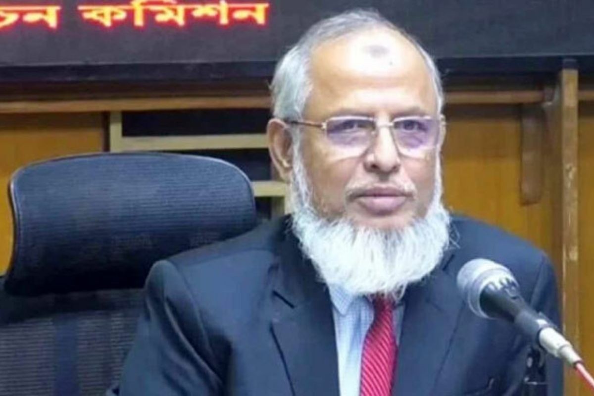 ‘কেউ কেউ বলছে আসন্ন সংসদ নির্বাচনে ভোট কাস্টিং ৭০ শতাংশ হবে’