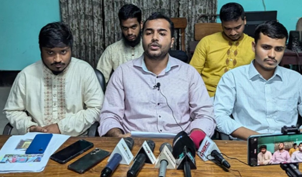 ক্ষমা চাইলেন শিবিরের ৭ কর্মী 4 ক্ষমা চাইলেন শিবিরের ৭ কর্মী 1757862864 ক্ষমা চাইলেন শিবিরের ৭ কর্মী