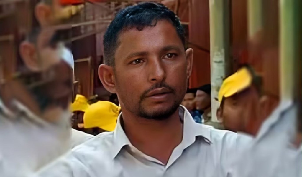 গভীর রাতে পান দোকানিকে গলা কেটে হত্যা, একজন আটক 4 গভীর রাতে পান দোকানিকে গলা কেটে হত্যা একজন আটক 1758280630 গভীর রাতে পান দোকানিকে গলা কেটে হত্যা, একজন আটক