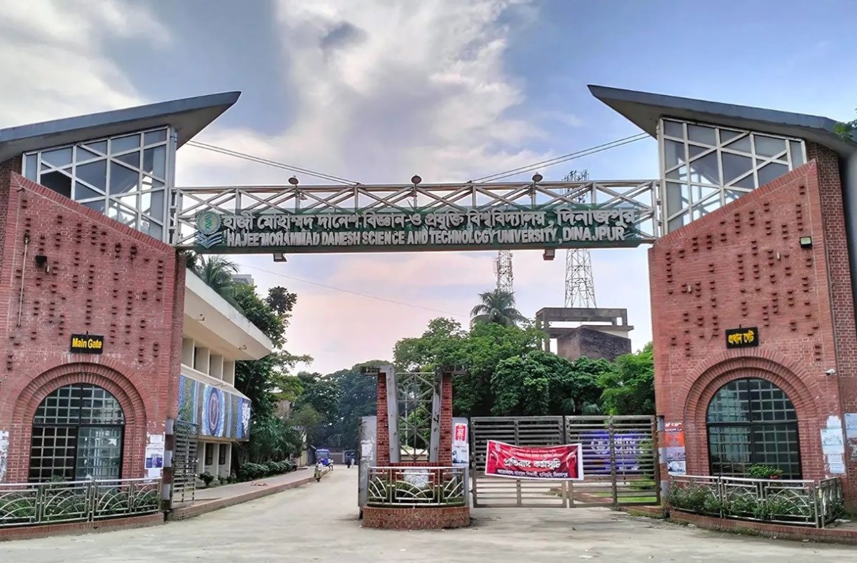 গভীর রাতে হাকসু নির্বাচনের রোডম্যাপ ঘোষণা