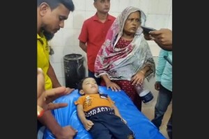 গলায় কলা আটকে প্রাণ গেলো ৩ বছরের শিশুর