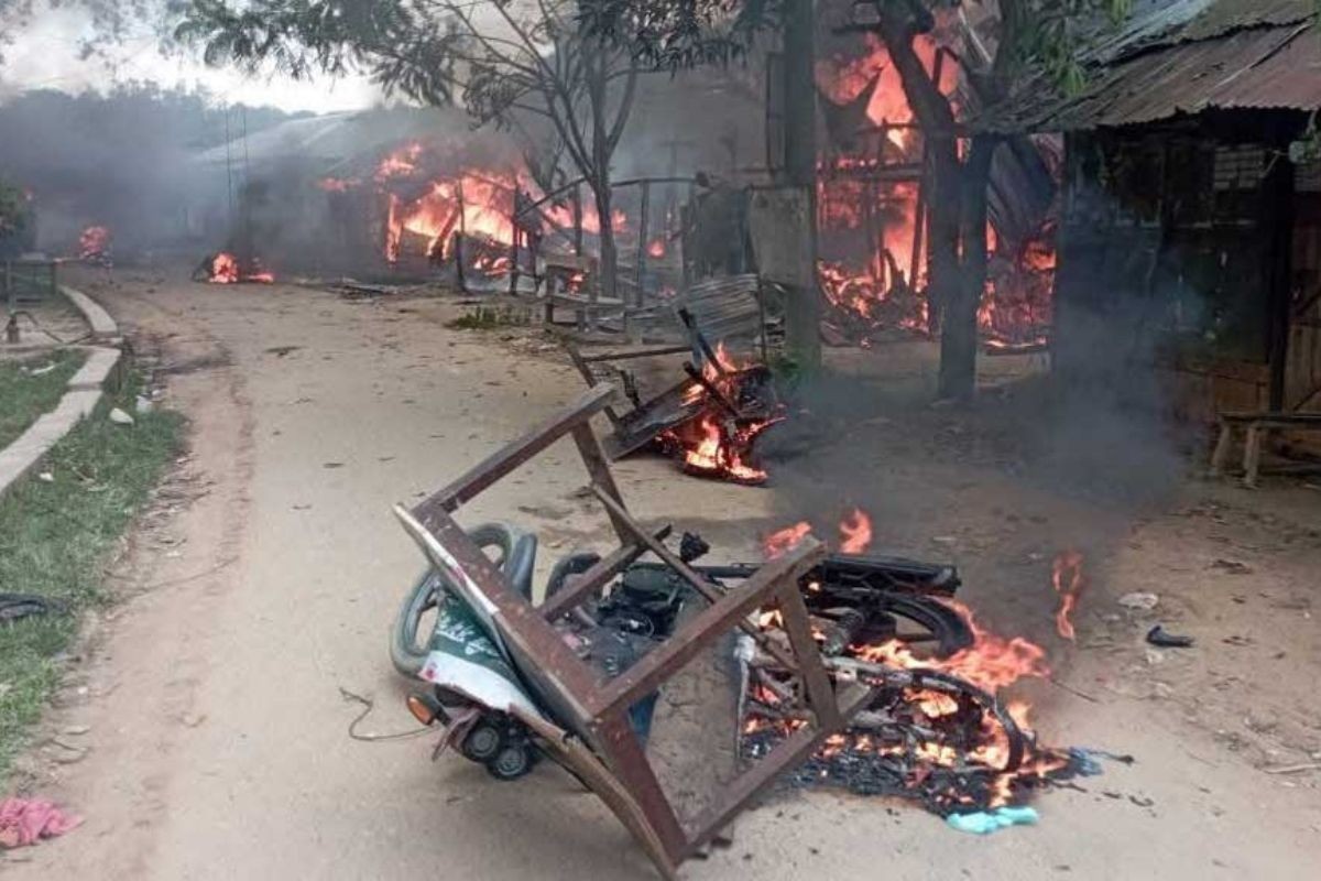 গুইমারায় গুলিতে নিহত তিনজনের পরিচয় মিলেছে